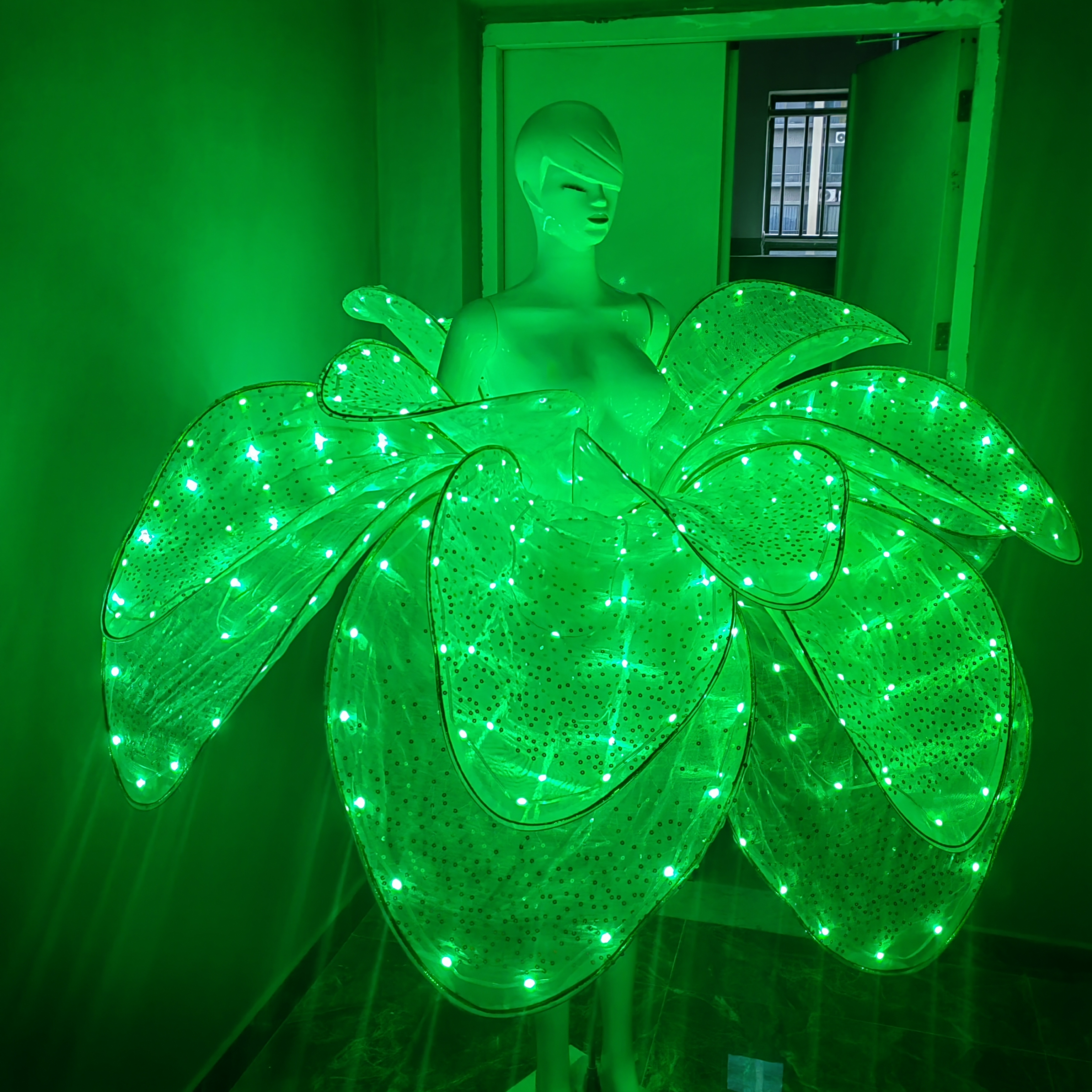 Full Color LED Petal Skirt Dress for Adults Long Blossom Dance Performance Big Swing Modern Robot Suit LED Outfit