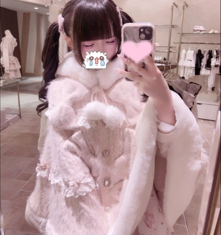 日本リズ新しい秋と冬の毛皮のような弓の女性のロリータマントレーススプライシングフード付きニットポンチョコート暖かいケープジャケット