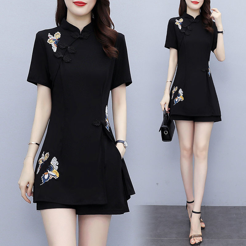 女性のスーツ中国風の服ツーピースセット 2025 夏の新クロップトップとショーツレトロチャイナドレスマッチング女性のための