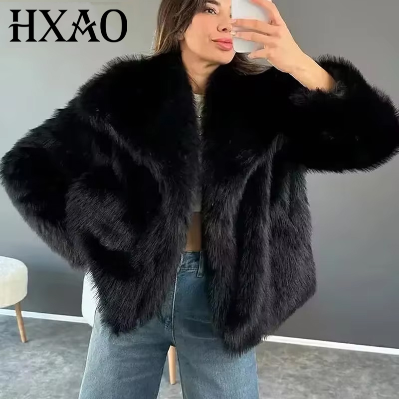 HXAO 冬のフェイクファーコート 2024 女性新コート秋の毛皮ぬいぐるみふわふわジャケット暖かい赤グレー黒白の毛皮のコートアウター