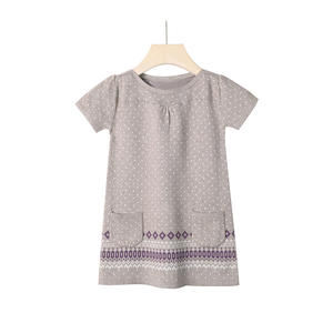 綿100％ 女の子用ニットベビーセーター ラウンドネック 半袖Tシャツ ニットの女の子用トップスとTシャツ
