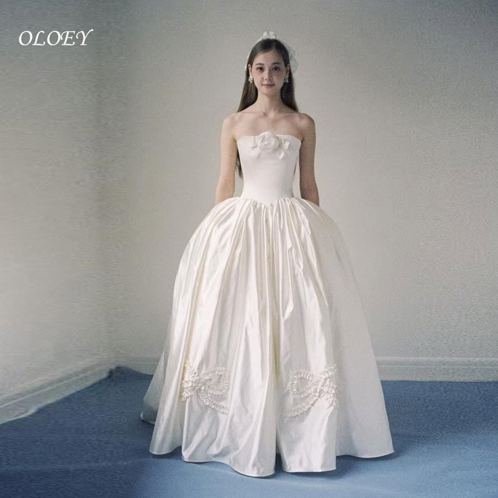 OLOEY 高級 3D A ラインのウェディングドレス弓ストラップレスのブライダルドレスエレガントな花のウェディングドレスカスタマイズ 2026