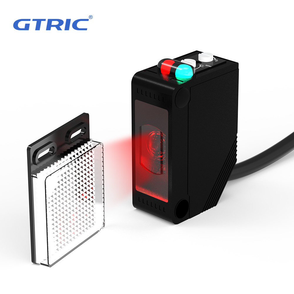 GTRIC E3Z-B61 光電センサー回帰反射検出距離 4 メートル NPN PNP10-30VDC 角形フォトスイッチブラケット付き