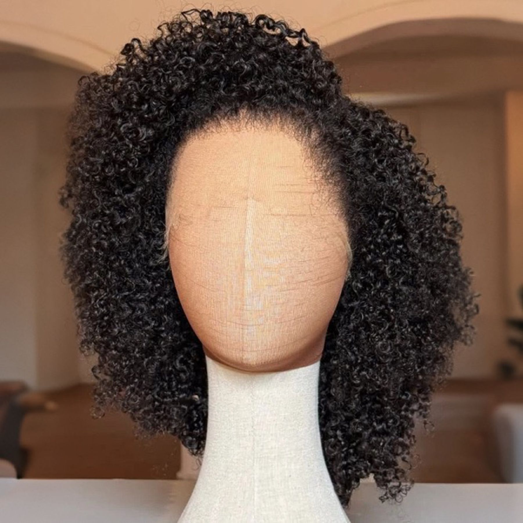 ショートボブカットブラントピクシーアフロ変態カーリーソフト HD フルレースフロント 13X4X1 女性のためのウィッグ事前摘み取りベビーヘア無料ギフト