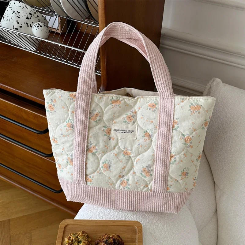 甘い花の女性の弁当ハンドバッグレトロパッチワークレディーストートショルダーバッグレトロフラワー女性収納ショッパーバッグ財布