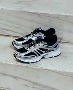 2026年のファッショントレンド：Sauconデザイナーシューズ、Ommi 9メンズスニーカー、メンズ＆レディースシューズ、メッシュカジュアルスニーカー、ランニングシューズ