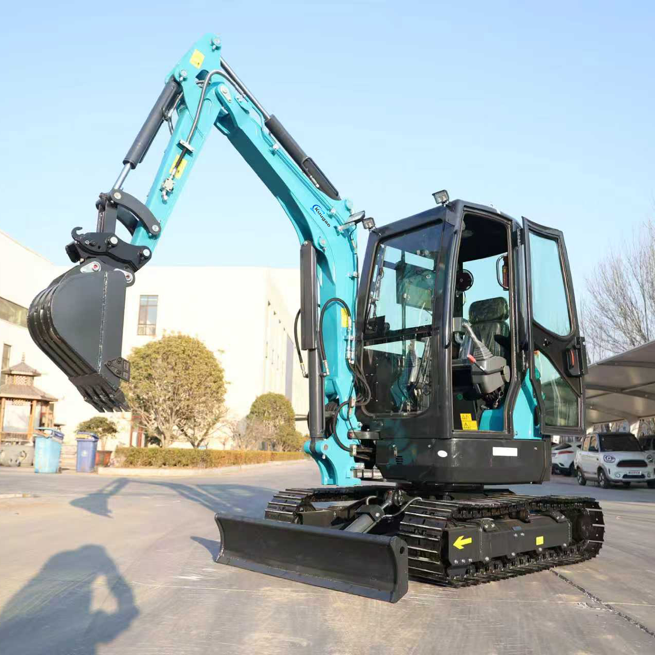 家庭用および農場用の 3.5 トンコンパクトミニショベル油圧クローラー - 工場から直接無料配送の新しい小型掘削機