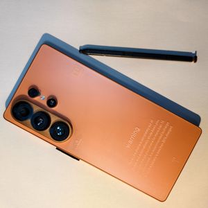 パキスタン製ファッションアイテム、200MPカメラ搭載スマホ、送料無料 S26 ultra