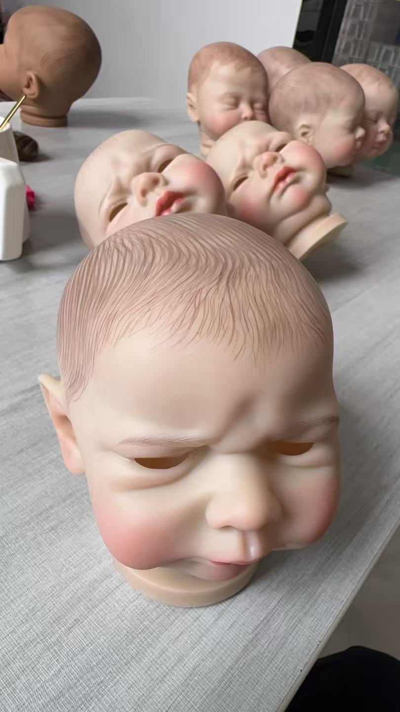 NPK 19 インチ リボーンドールキット Kobi 未完成 - 布製ジョイントと目玉付きソフトビニールボディ - フルサイズ DIY 人形作成キット