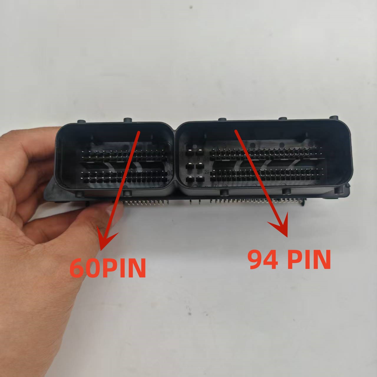 高品質の新しい EDC17 ECU16 ECU 94pin 60pin プリント基板コネクタ