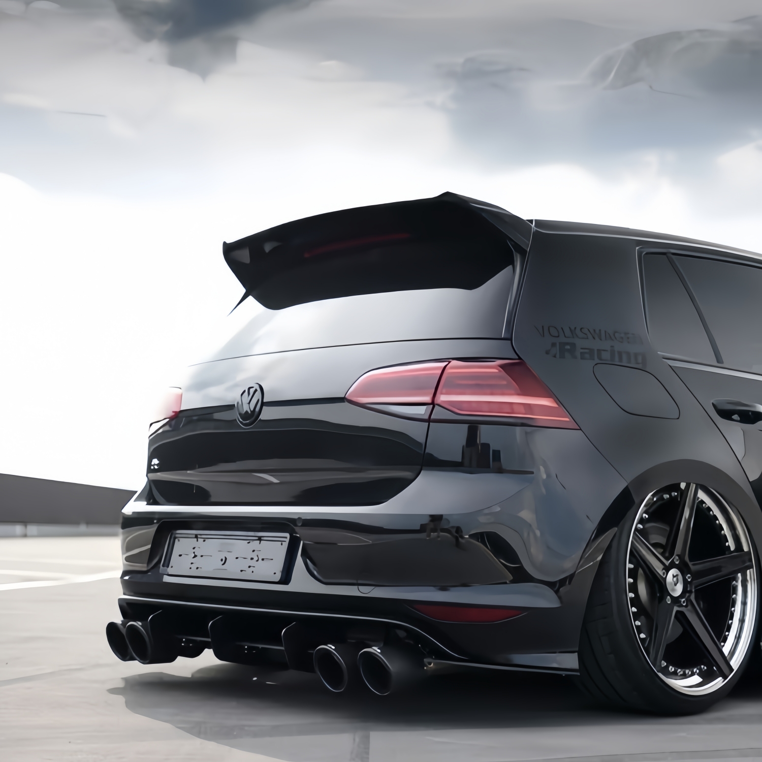 グロスブラックオシールスタイル車のリアルーフスポイラーウイング VW ゴルフ Mk7 Mk7.5 GTI GTD GTE R R-Line TSI TDI 2013-2020 チューニングボディキット
