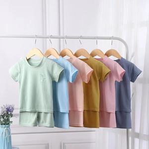 Tianyi 2023 最新子供用半袖セット（女の子・男の子用）、Tシャツ、幼児服卸売、子供用半袖夏服