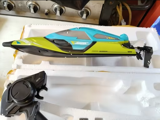 RC スピードボートボートハイパワープロフェッショナルリモコン高速レーシングスピードボートキッズギフトのおもちゃ男の子
