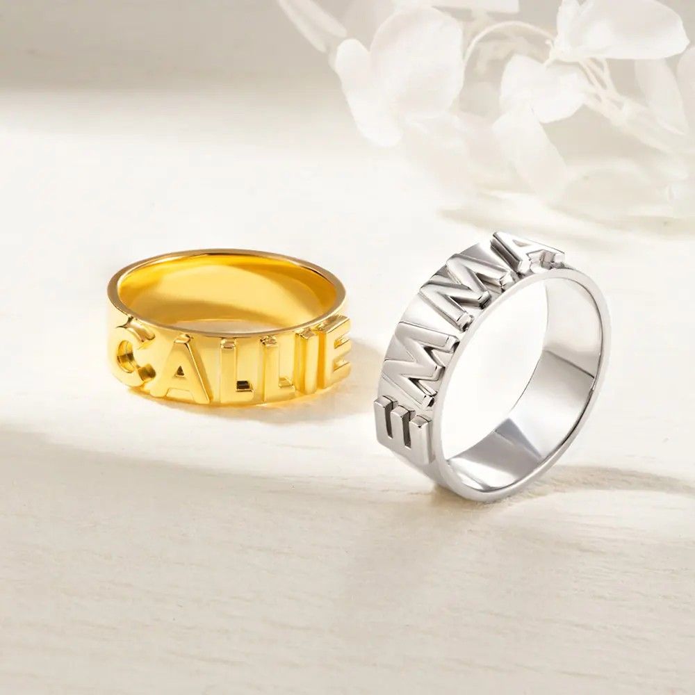 カスタムリング男性女性ネームリング頭文字パーソナライズされたゴールド結婚指輪ステンレス鋼ジュエリーカップルギフト大量注文