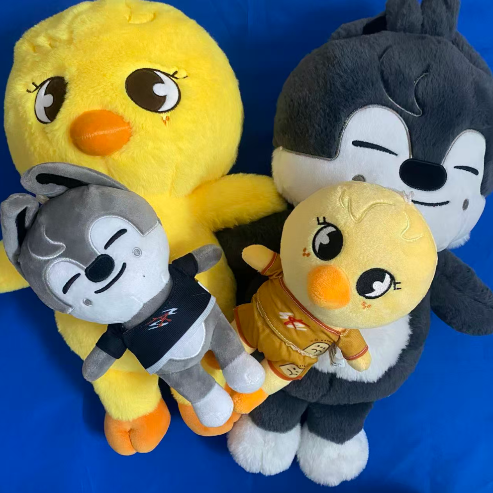 2026 23-50 センチメートル Skzoo ぬいぐるみ Wolfchan かわいい漫画ぬいぐるみ動物ぬいぐるみ人形大サイズ Straykids ぬいぐるみ睡眠枕ギフト
