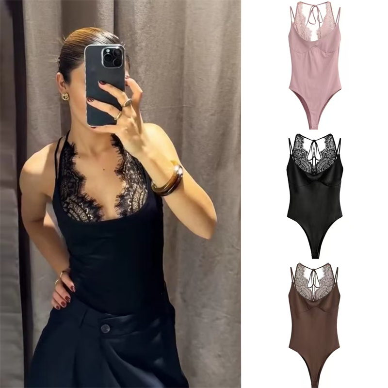 女性のジャンプスーツ 2026 春の新ソリッドカラーのホルターネックレーススプライスセクシーなスリムフィットロンパースパーソナライズされたファッション
