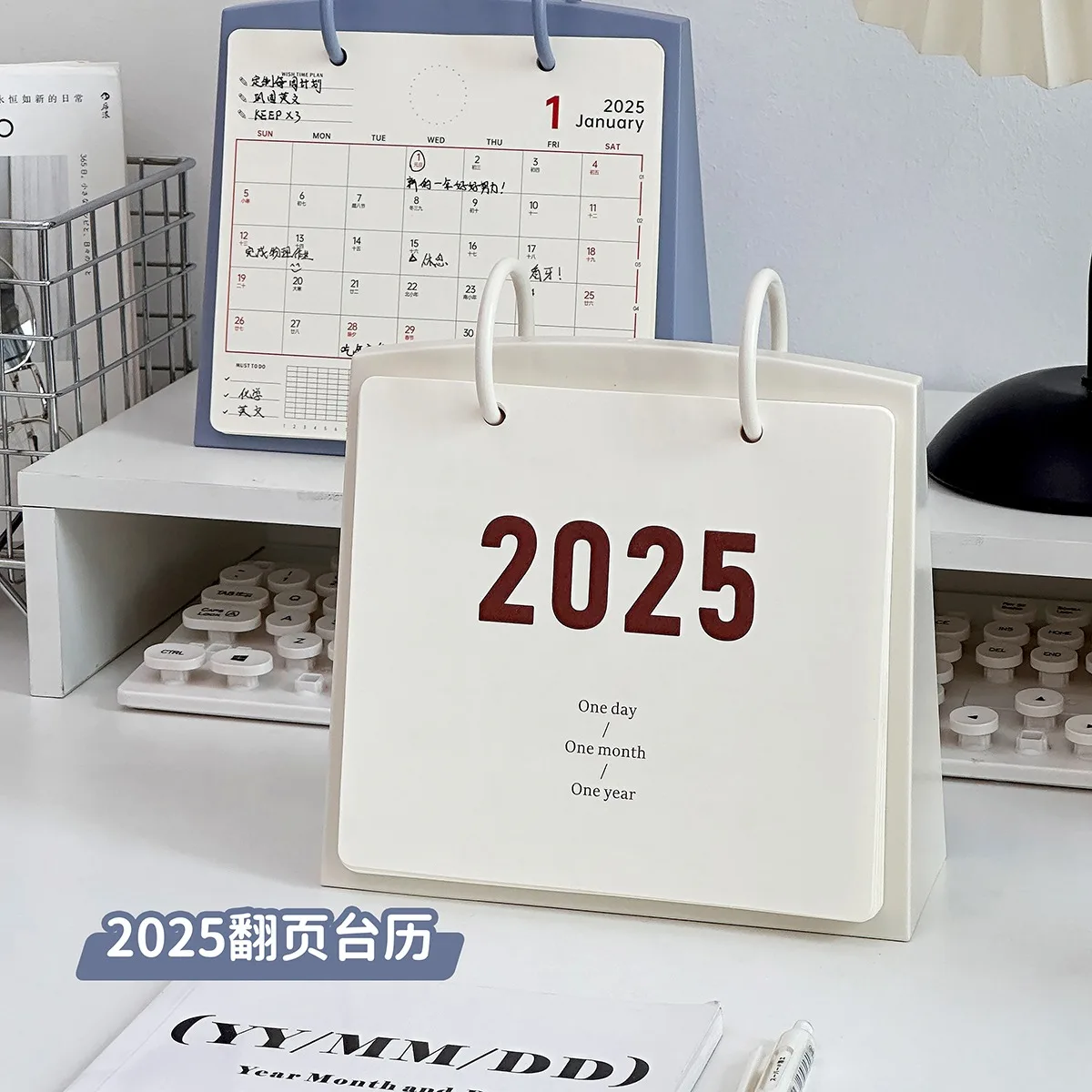 フリップカレンダー2025クリエイティブデスクトップカレンダーオフィスデスクトップ装飾オーナメント永久カレンダーノートプランナーかわいい文房具