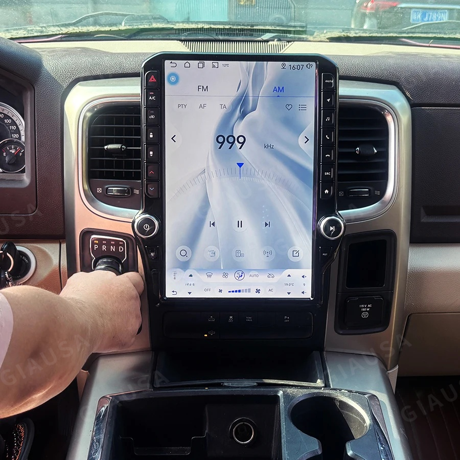 Y Android14 ダッジラム 1500 2500 3500 2013-2018 垂直車スクリーン自動空調ワイヤレス CarPlay GPS ナビゲーション