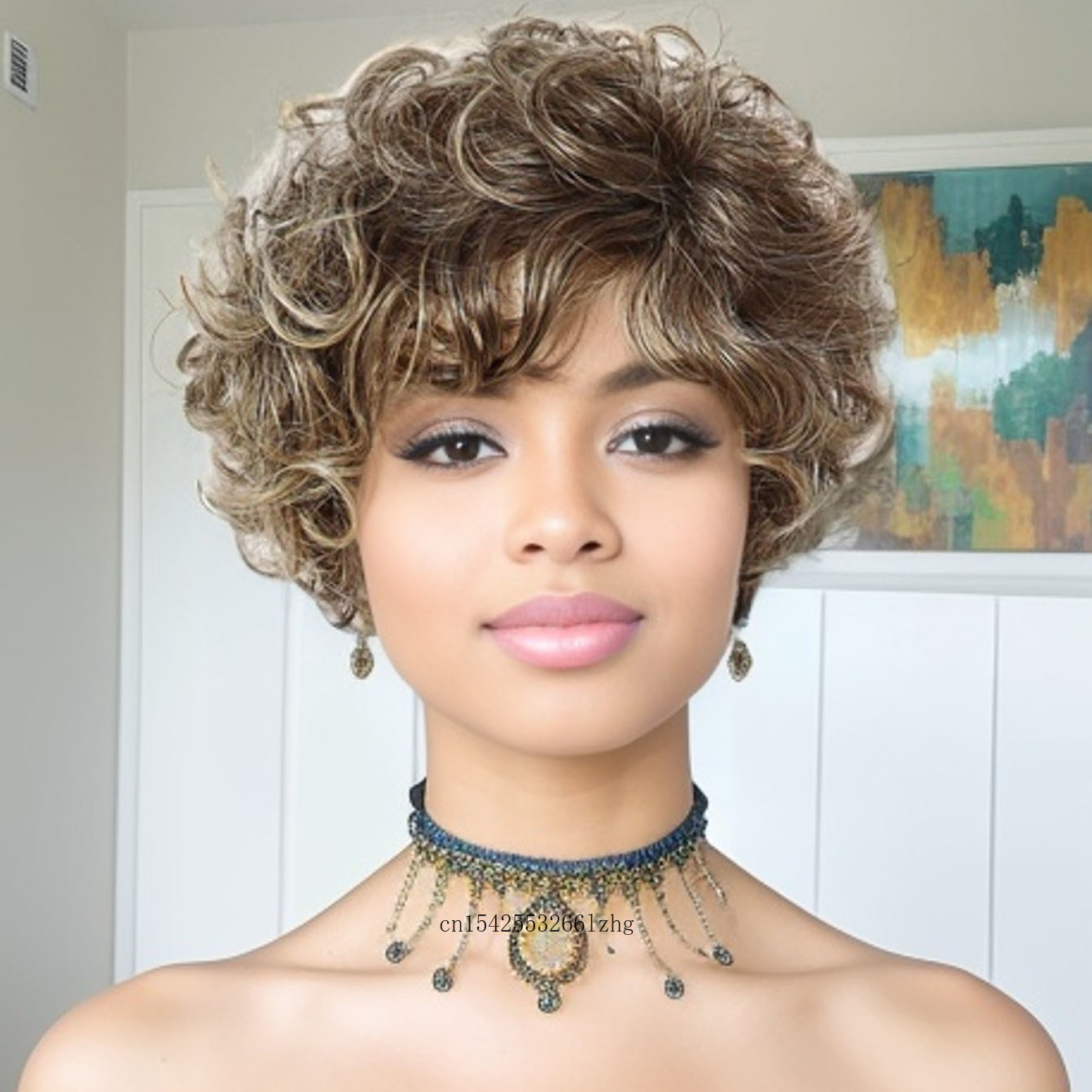 女性のための合成かつらショートカーリーヘアミックスブロンドかつら前髪自然な髪型ママかつら日常着用髪交換ウィッグ