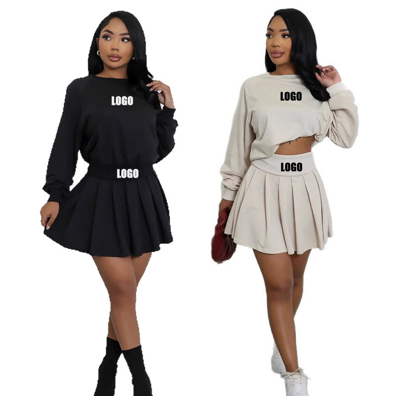 カスタムロゴヨーロッパとアメリカの婦人服新しいツーピースカジュアル長袖ジャンパートッププリーツミニスカート