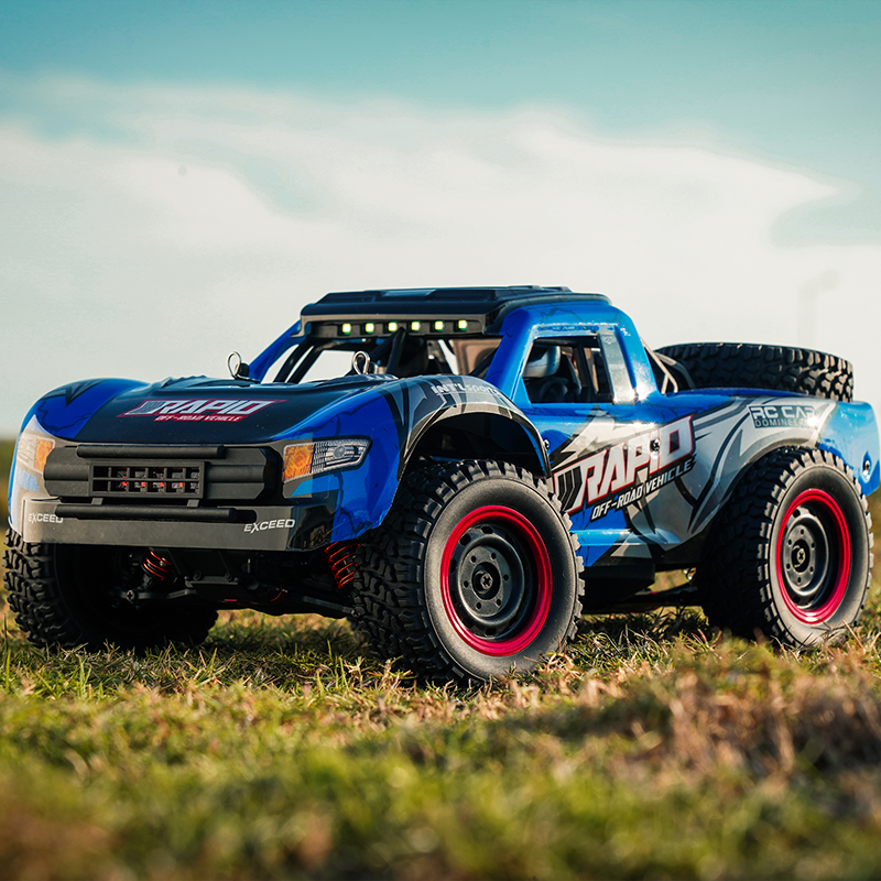 70 キロ/h 高速 RC カーオフロードクライミングトラック 2.4 グラム 4WD リモートコントロールレーシングカーモデル大人のギフトのおもちゃ JJRC Q130 RC カー