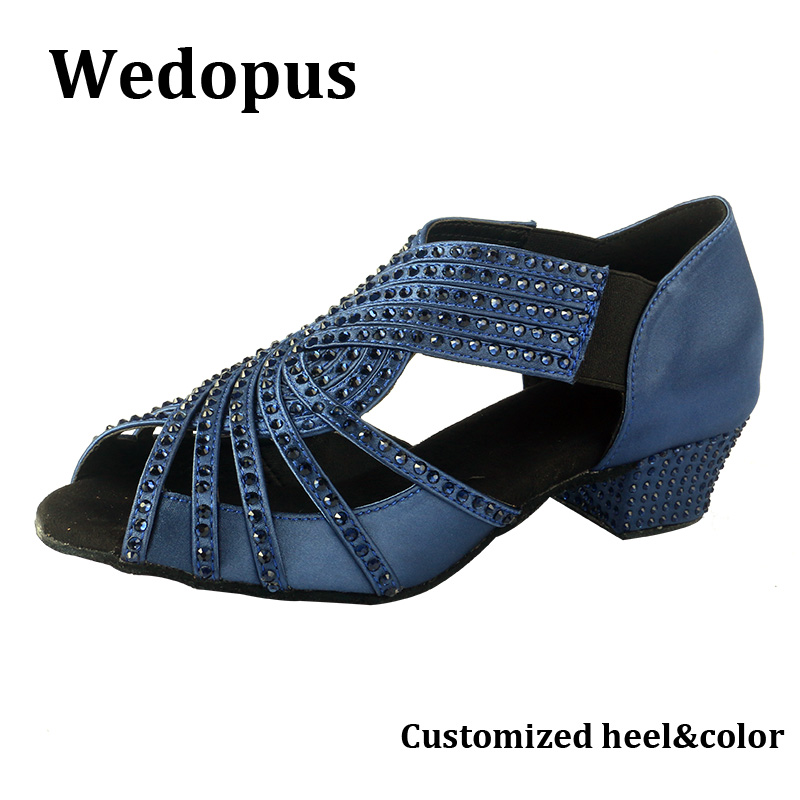 Wedopus スエードソールネイビーサテン女性のラテンダンスシューズストーンスクエアヒール 3.5 センチ練習ダンスローヒールピープトウ