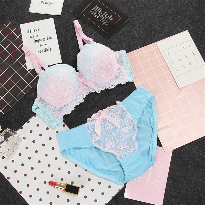 新しいスタイルのレース AB カップブラセット薄型ブラジャーとパンティー花高品質プッシュアップ下着スーツプラスサイズのランジェリーセット