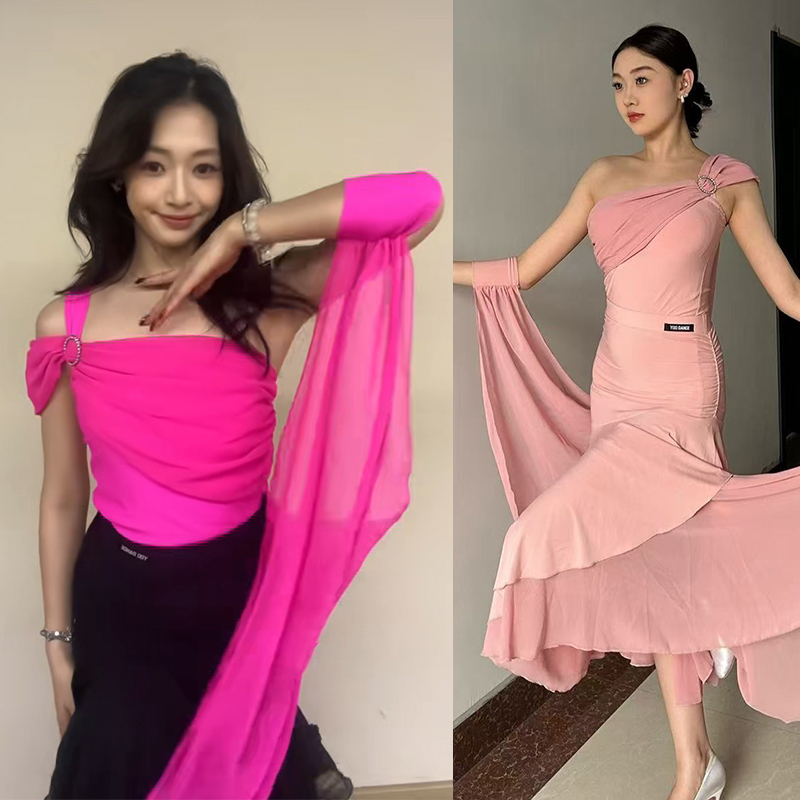 社交ダンスの服の女性ワルツダンスドレスパフォーマンス衣装斜め肩トップス黒スカート練習服 BL16937