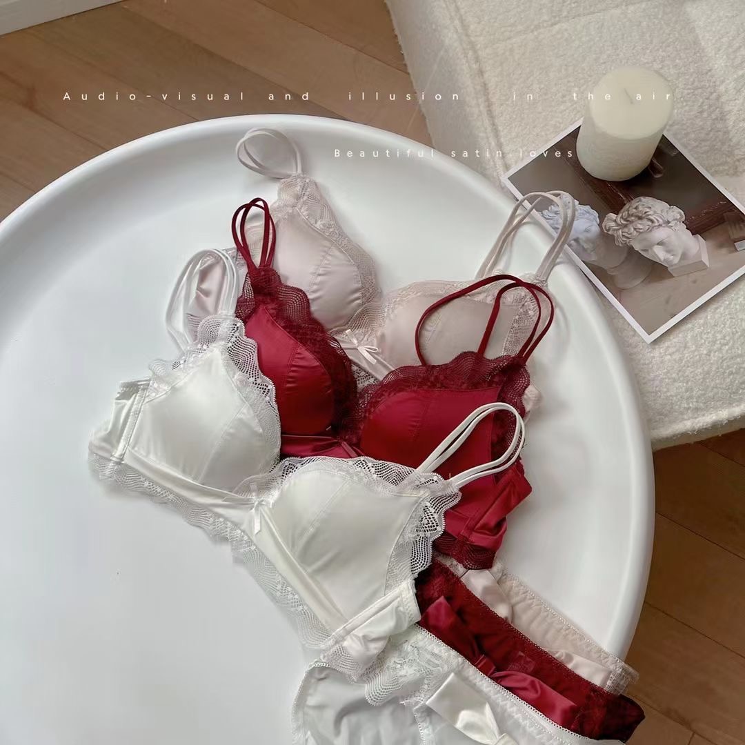 セクシーなレースサテンラテックス下着セット薄い綿通気性快適な貧乳ランジェリースーツ美しい下着バックブラジャー