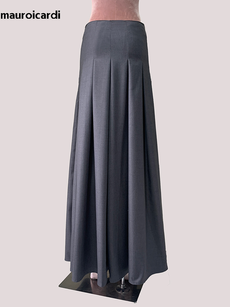 mauroicardi 春秋グレー Flowy ソフトフロアレングスプリーツスカート女性サイドスリット高品質の高級デザイナー服 2025