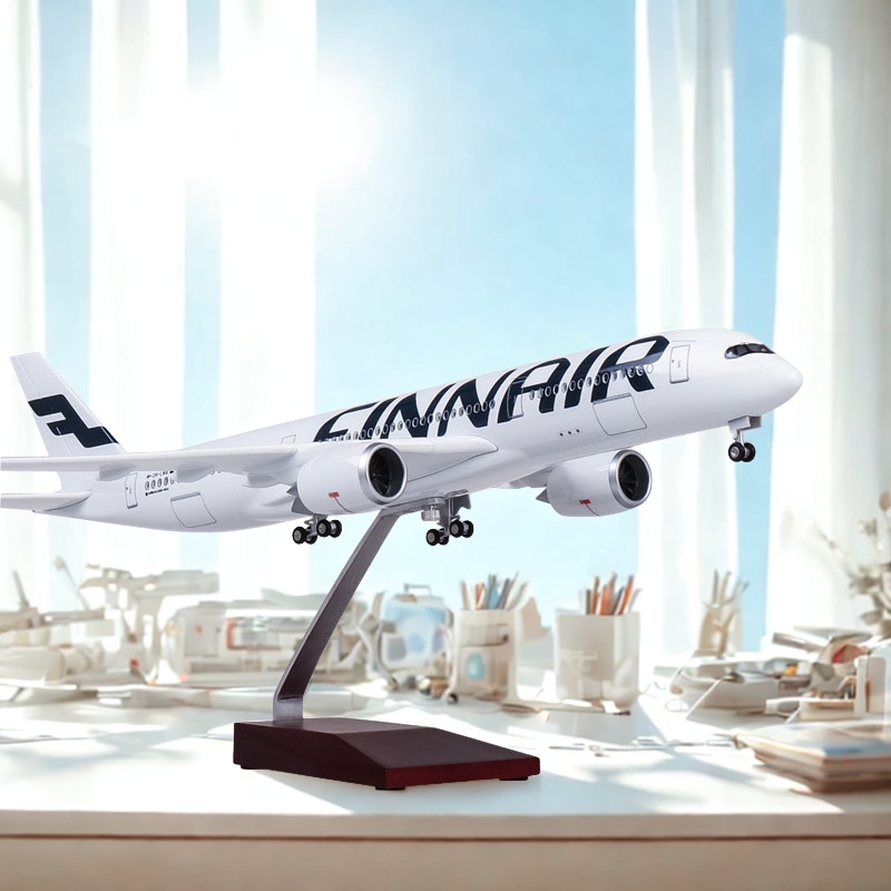 おもちゃの飛行機子供のための飛行機エアバス A350 フィンランド 47 センチメートル 1/142 スケールフィンエアー航空会社モデルダイキャストプラスチック樹脂飛行機用