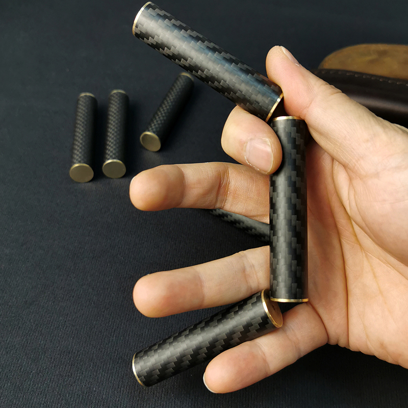 最新のフィジェットスピナーフィジェットおもちゃストレスリリーフ大人のための磁気金属炭素繊維 3 セクションスティック回転キッズギフト