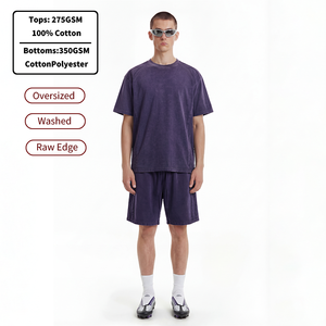 SS265080 特大サイズのコットンTシャツとスポーツセット（2点セット）、フリンジ加工・ウォッシュ加工のメンズヴィンテージ風デニムショートパンツ、カスタムロゴ入り