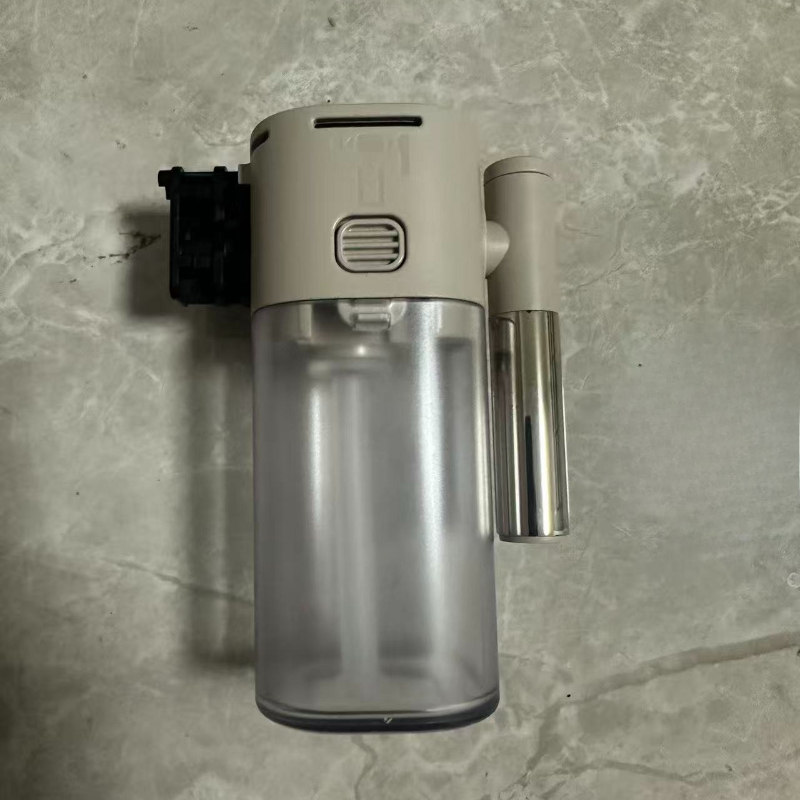 ネスレネスプレッソカプセルコーヒーマシンF111 EN500のミルク缶とミルクタンクアクセサリーの完全なセットに適しています。