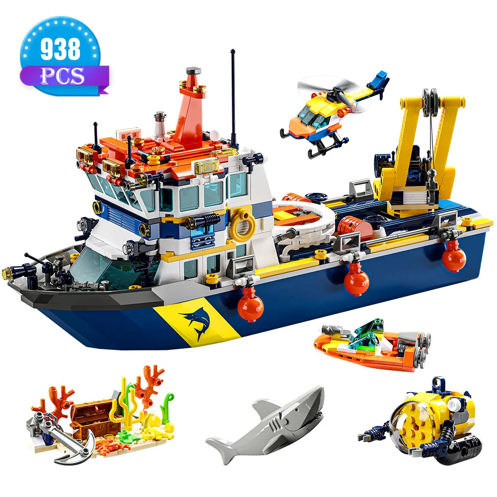 City Ocean Explorer 船組み立てセット、楽しいおもちゃの探検ボート組み立てブロックキット、ヘリコプター、潜水艦、子供への誕生日プレゼント