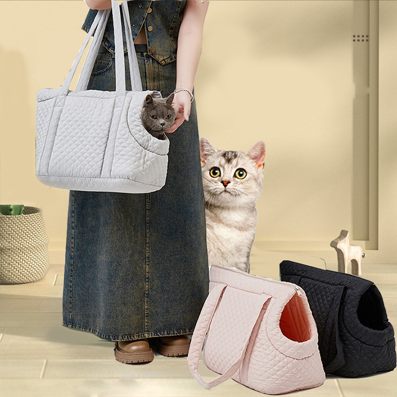 ペットハンドバッグ秋冬超軽量キルティングコットンペットキャリーバッグシングルショルダー猫外出バッグ