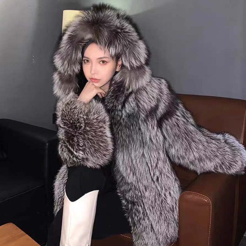 婦人服冬の新着韓国スタイルの毛皮のコート女性のフェイクフォックスファーフード付き暖かいコートファッショナブルなジャケットの女性