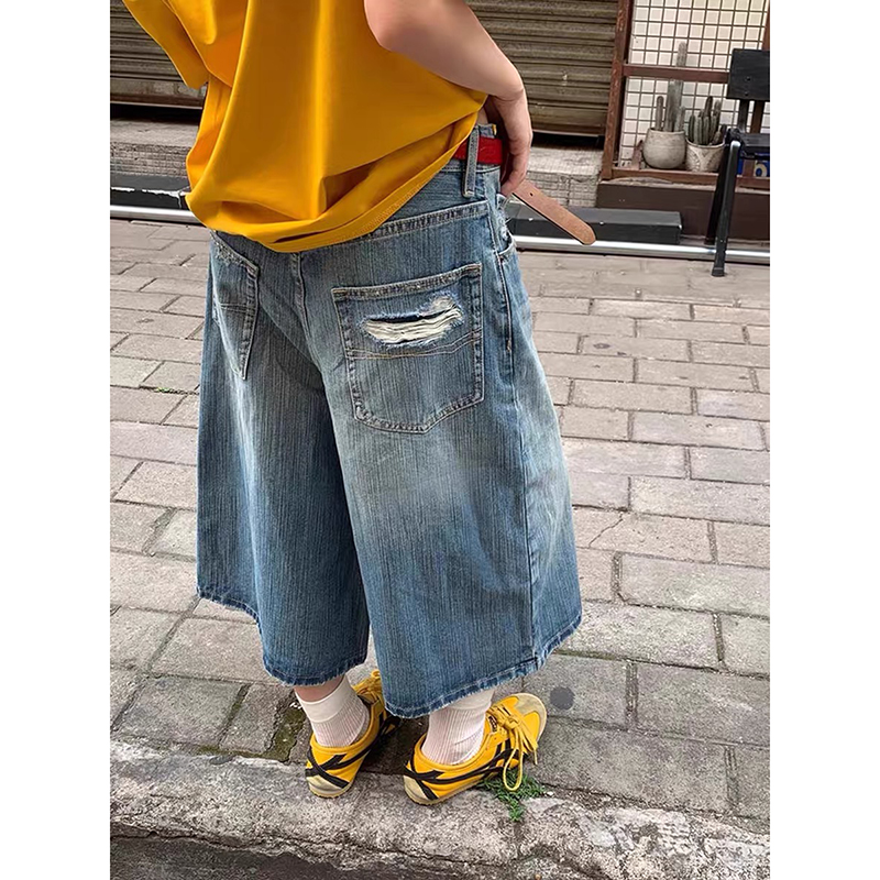 ZHIZOU 夏女性アメリカンレトロ Jorts ジーンズ破れたショーツ日本 Y2K 90 年代ゴブリンコアパンクふくらはぎ丈デニムパンツボーイフレンド