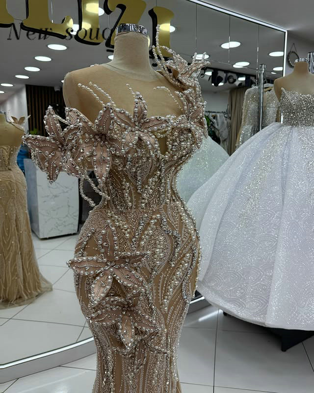 アラビアロングシャンパンイブニングドレスビーズクリスタル花カスタマイズされた 2025 フォーマルマーメイドエレガントなウェディングパーティードレス