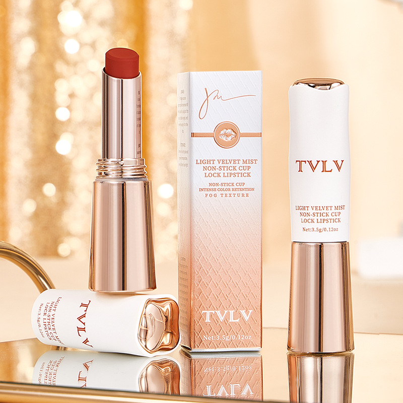 TVLV 8 色のベルベットマット口紅防水長期的な色あせしないノンスティックカップ、女性のための保湿リップメイクアップ