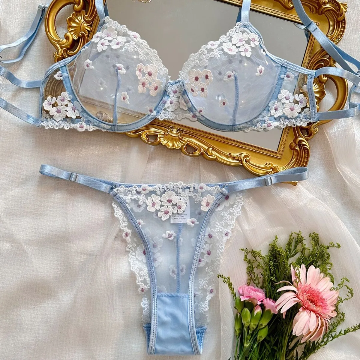 秋の新フレンチスタイル甘い花柄刺繍ランジェリーセット女性のメッシュ視点快適な収集下着ブラジャーブリーフ