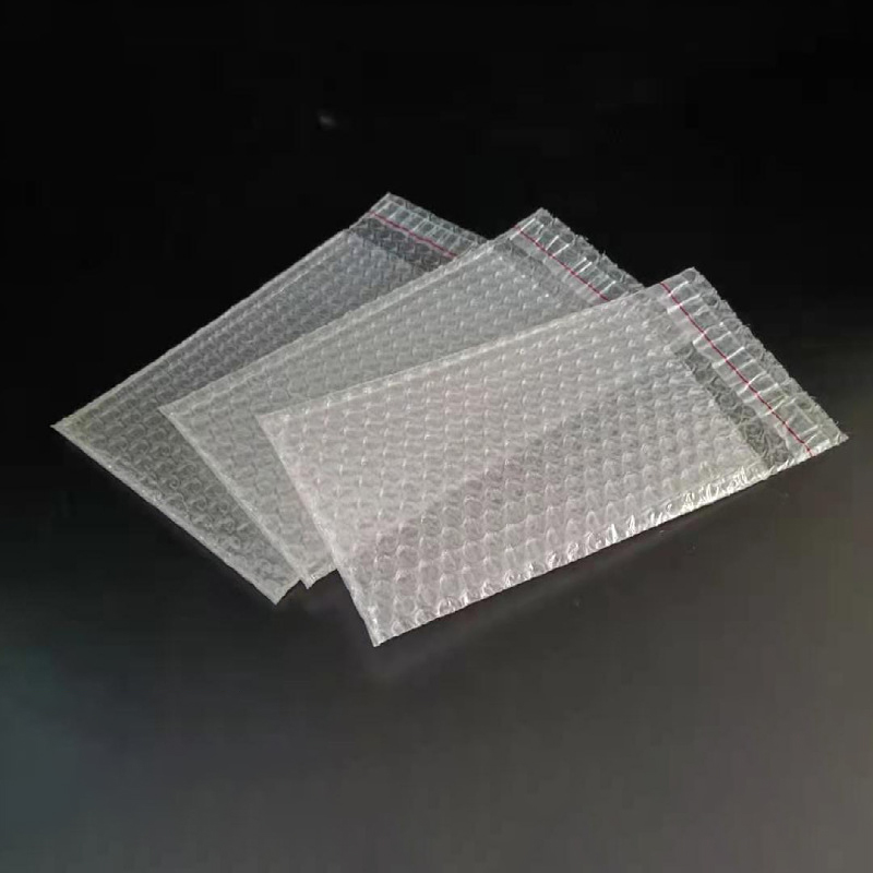 自己密封式プラスチックラップ封筒、透明バブルパッキングバッグ、PEクリア耐衝撃包装袋、ダブルフィルムバブルバッグ
