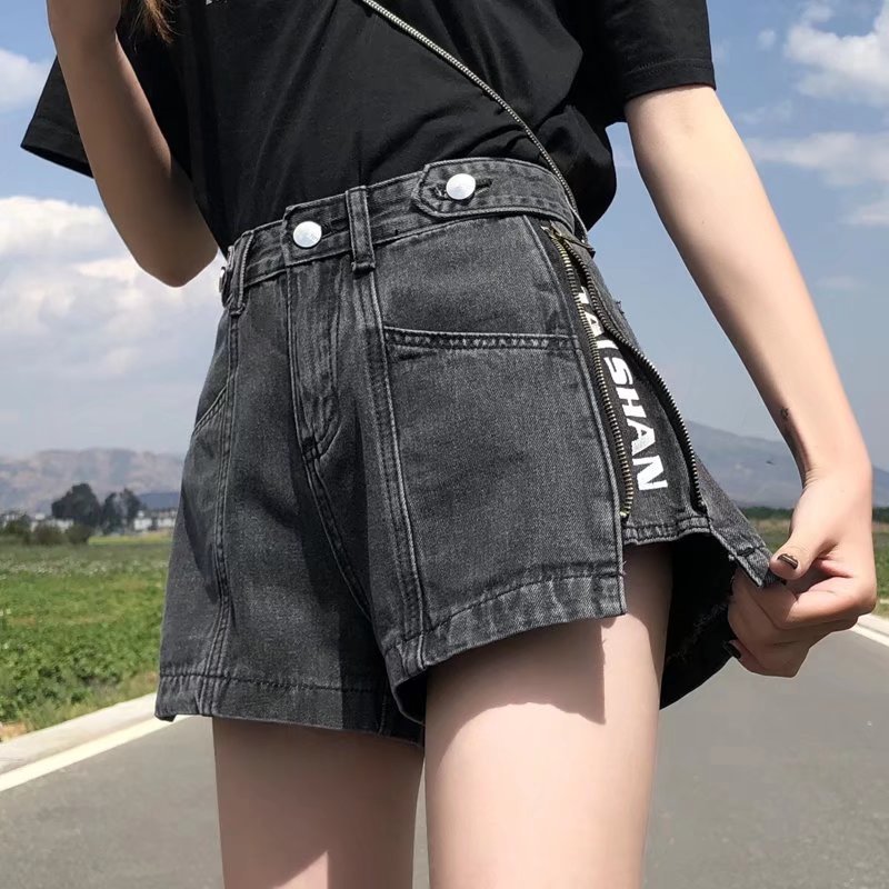 女性の韓国 Y2K ブラックデニムショートパンツ夏薄いハイウエスト A ラインルーズワイド脚痩身ホットパンツ
