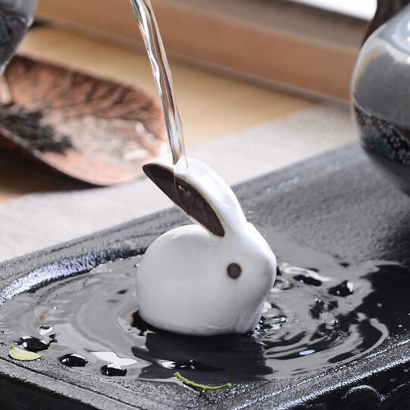 ティーペット家の装飾茶器トレイ装飾品カンフー茶アクセサリーセラミックウサギのティーペット