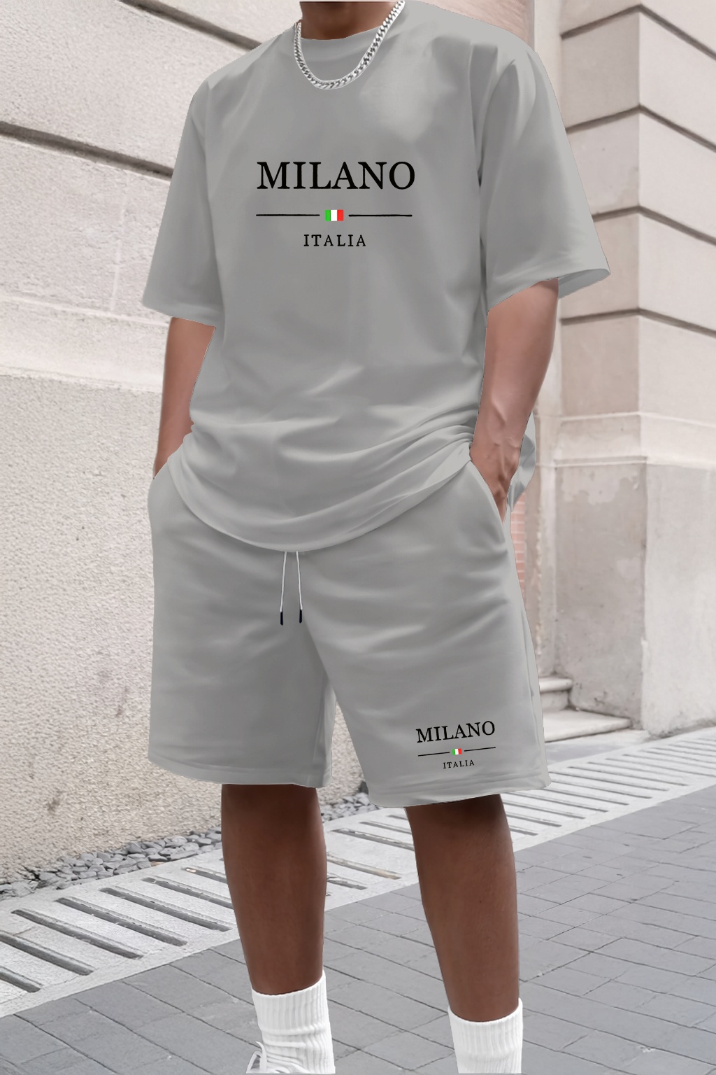 2026 新しい夏のメンズレタープリント快適で通気性のあるラウンドネック T シャツとショーツセット無地コロスポーツウェア