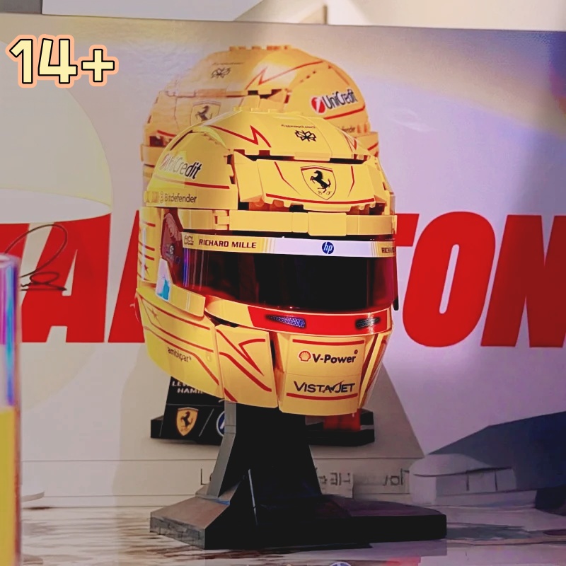 2026 新 884 個ヘルメットモデル建設ブロックルイスハミルトン組立おもちゃの飾り大人の誕生日フェスティバルギフト