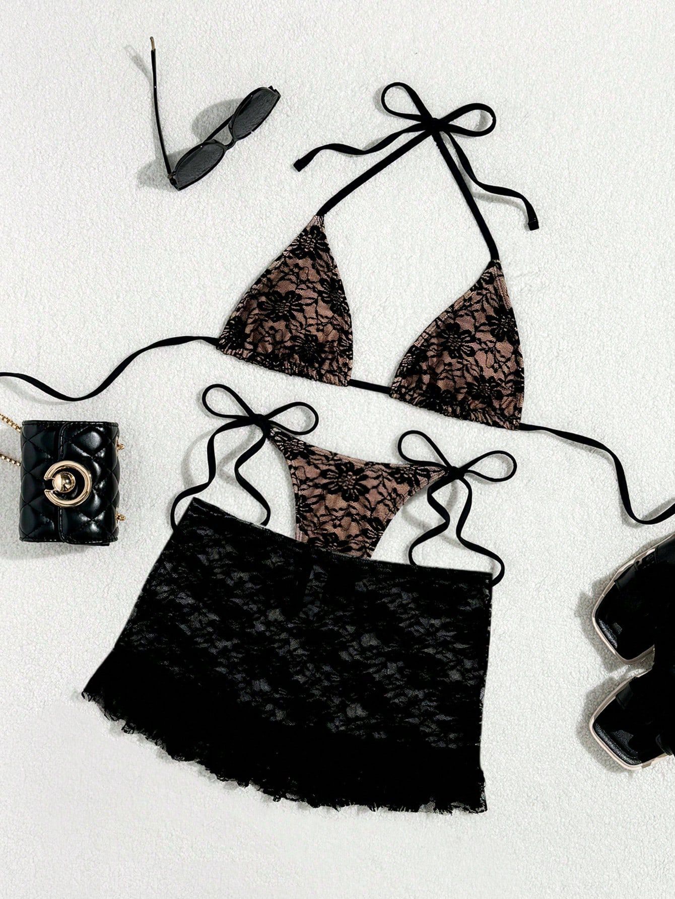 セクシーなフリルメッシュスカート 3 ピースビキニセット女性黒レースプッシュアップネクタイサイド Tバック水着ビーチホリデー水着水着