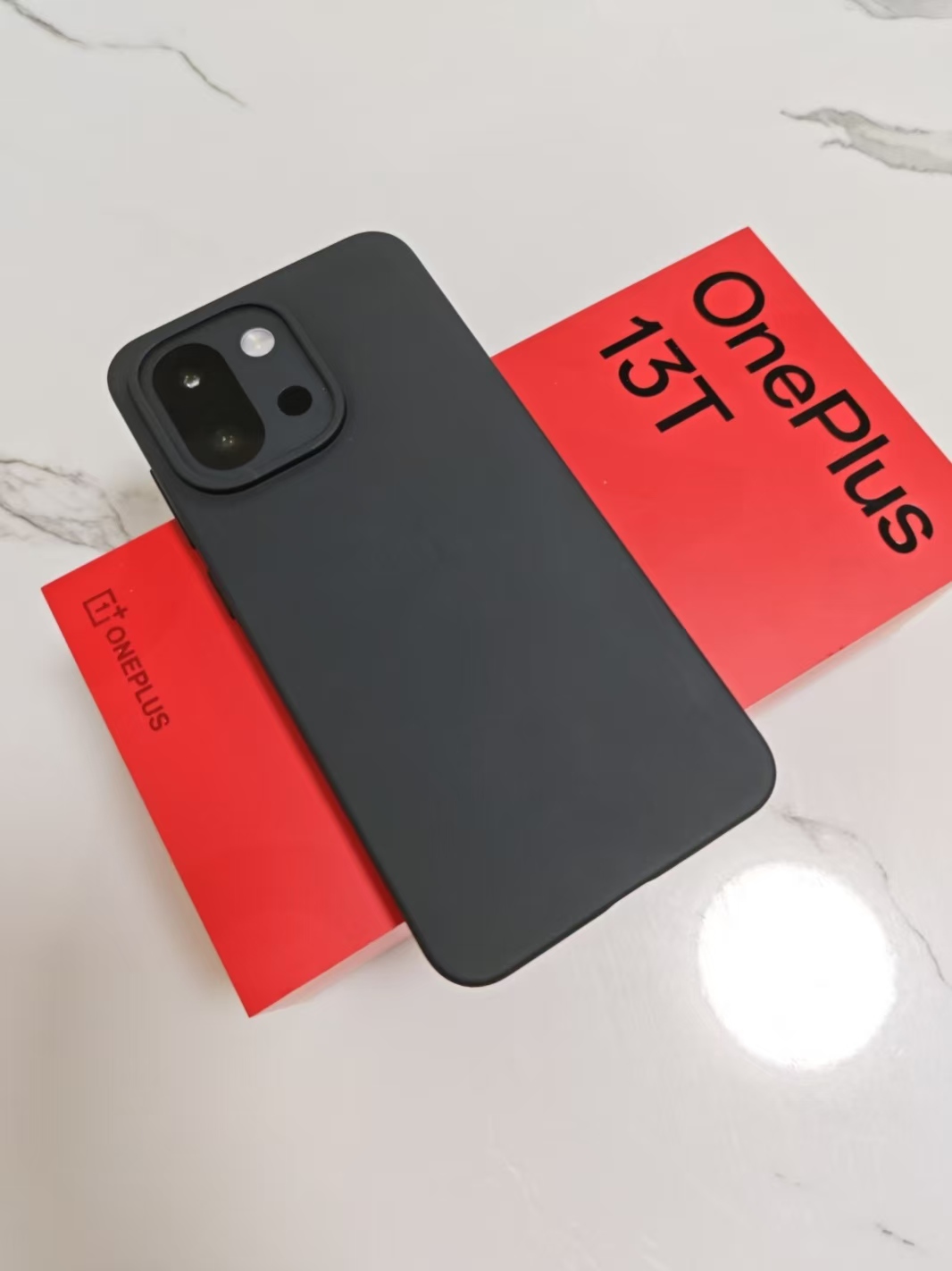 新しいロック解除 OnePlus 13T 5G 携帯電話 6.32 インチ OLED Snapdragon8 エリート 50MP リアカメラ NFC 80W SuperVOOC 6260Mah