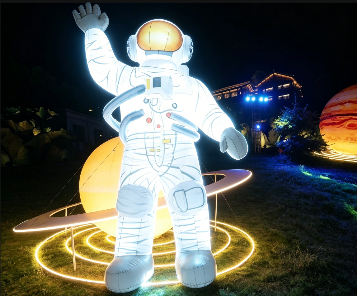 コンサート、ナイトクラブ、イベント、広告用の巨大なインフレータブル宇宙飛行士エアブロー宇宙飛行士の装飾