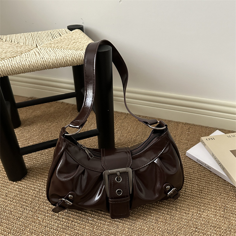 ファッションプリーツロックデザインの女性の PU ショルダーバッグシンプルなソリッドカラーの女性の脇の下バッグポータブルクールな女の子の電話ハンドバッグ